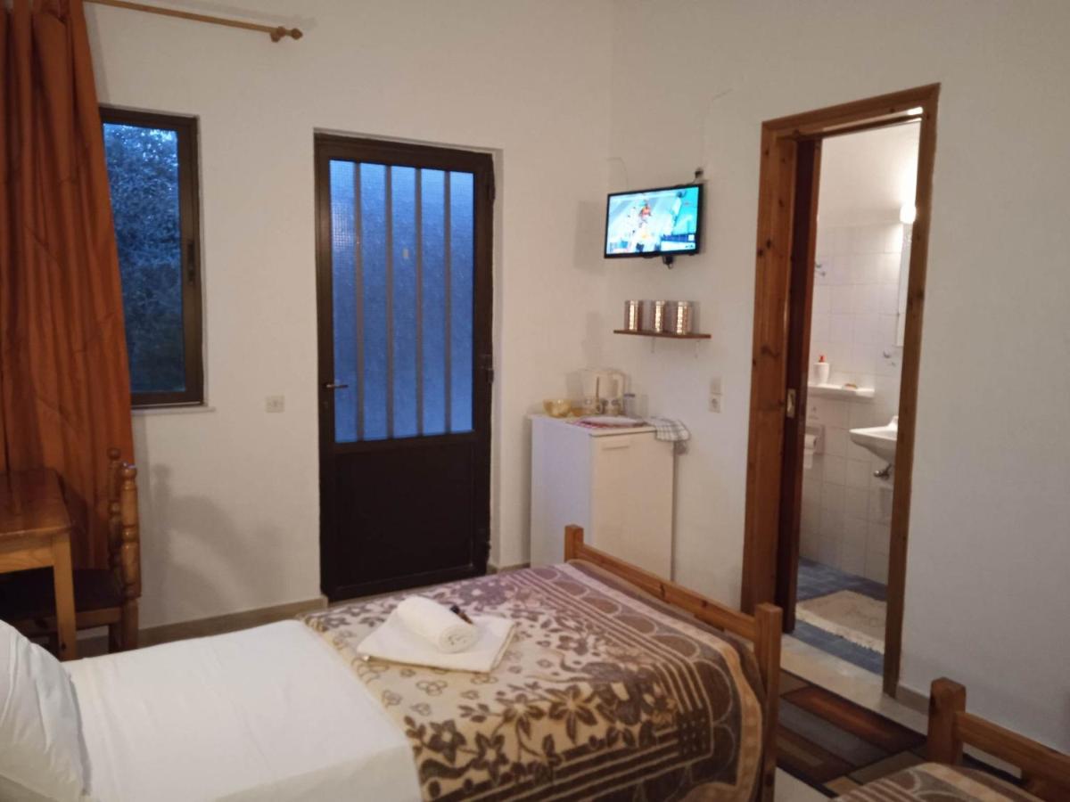 Villa Kaloudis Rooms Agios Georgios  Exterior photo