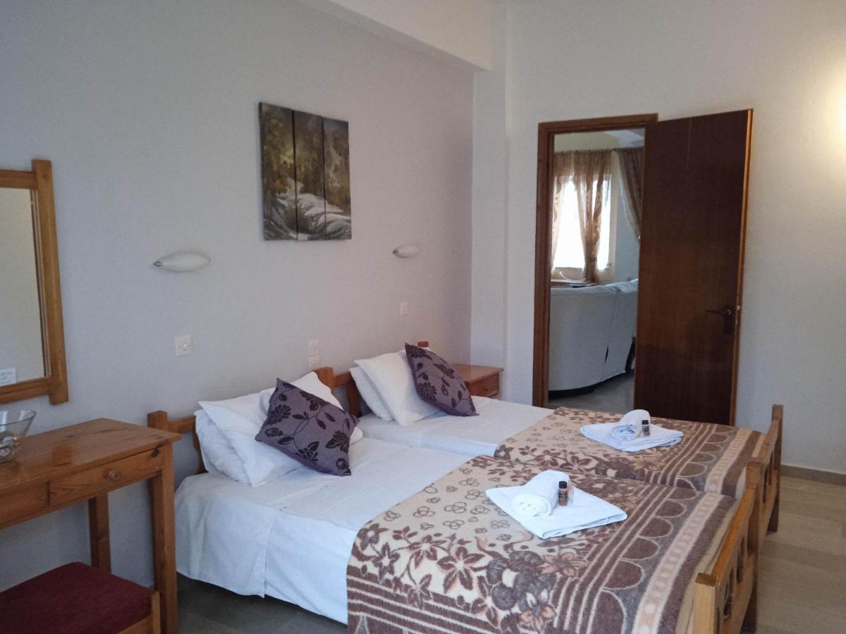 Villa Kaloudis Rooms Agios Georgios  Exterior photo